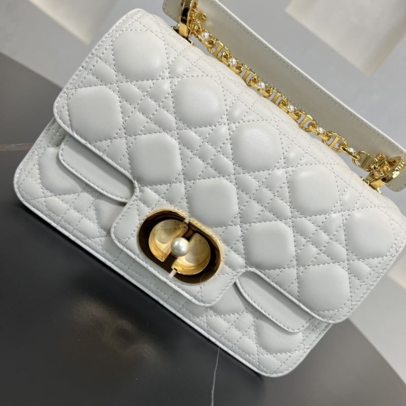 chr1st1an D10r montaigne bags
